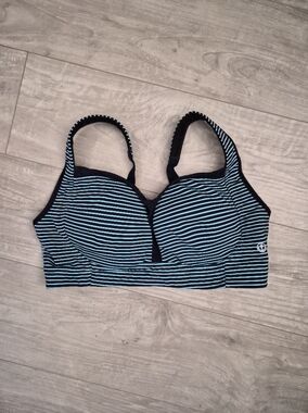 Lululemon Stripes 34DD BraB Padded Everyday Stretchy Sports Bra Classic Comfort
